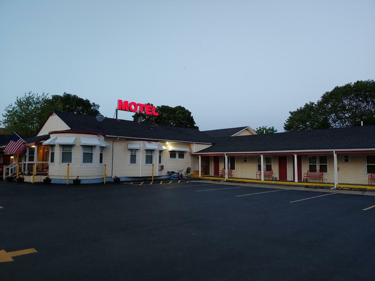 Maine Motel South Portland Exterior photo